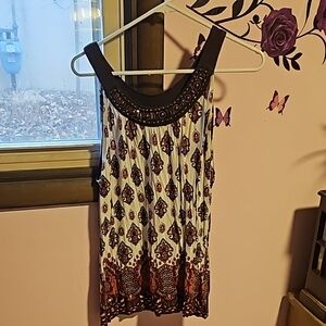 White and Brown Sleeveless Tank Top with Pleated Embellishments